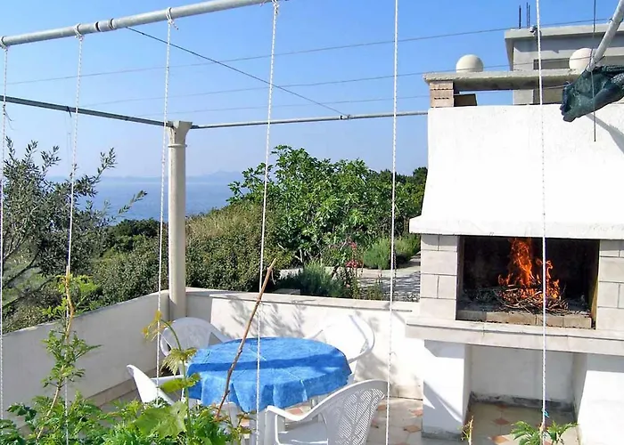 Snjezana-3 By Interhome * זבלטיצה